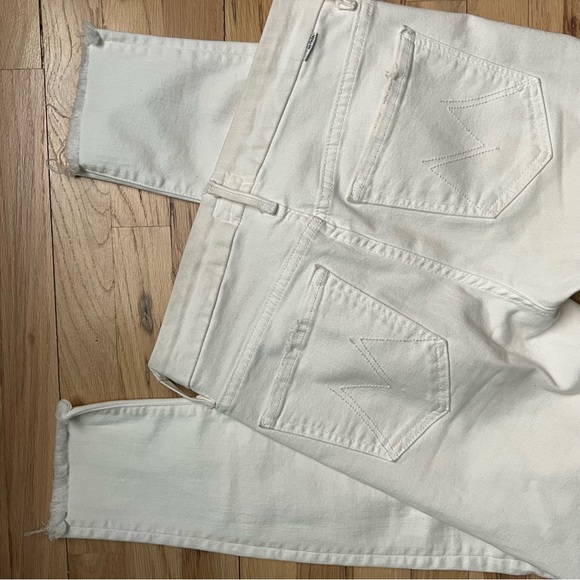 MOTHER High Waisted Looker Ankle Fray in stayin’ alive - Picture 4 of 8